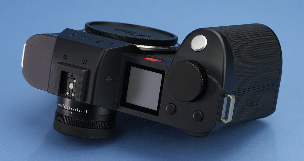 LEICA SL2-S 24.6MP CMOS MIRRORLESS DIGITAL CAMERA BODY 10881 +BOX +PAPERS MINT!