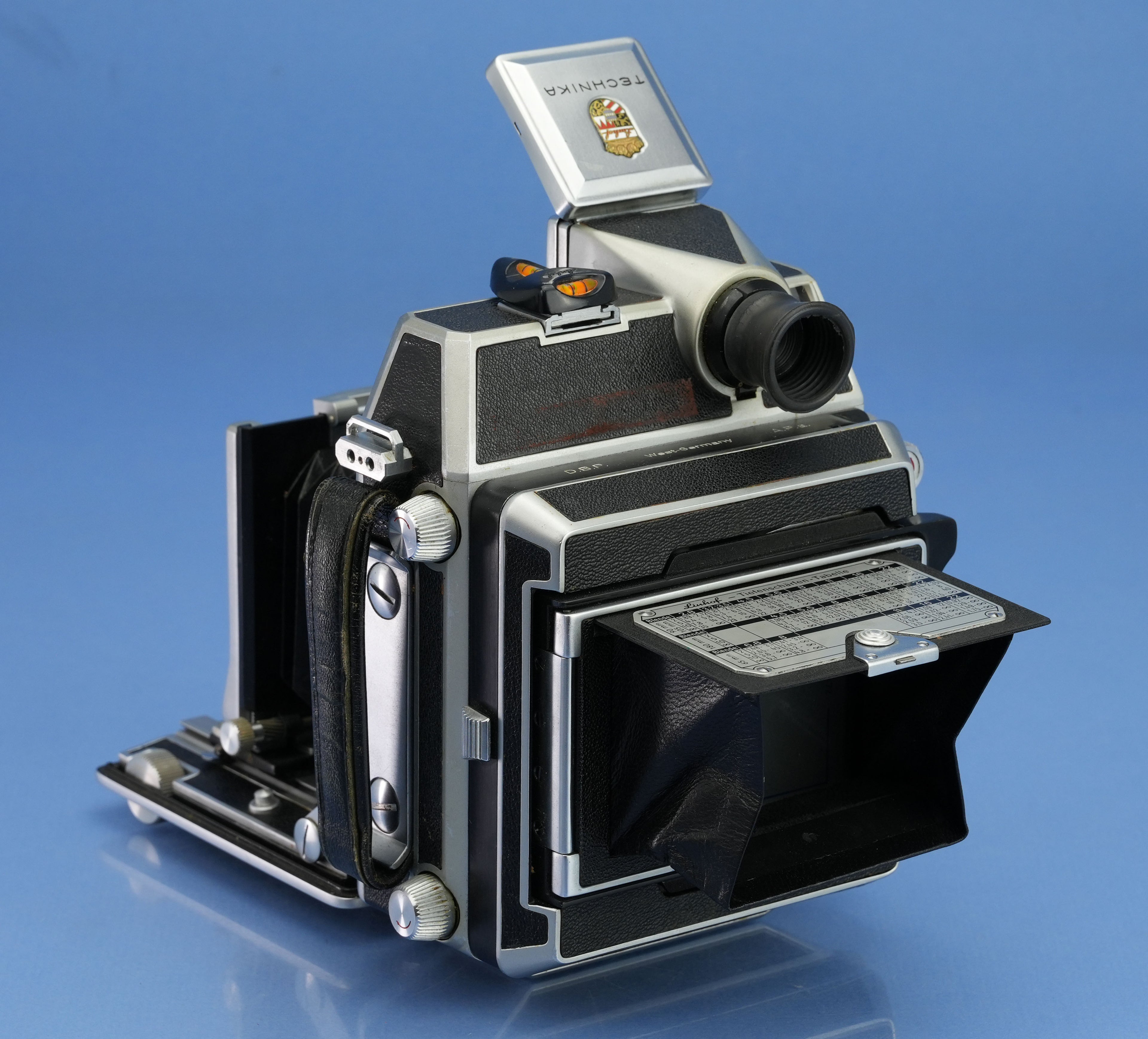 LINHOF SUPER TECHNIKA 3 6x9 CAMERA +RODENSTOCK HELIGON 95MM F2.8 LENS +BOX +CAM