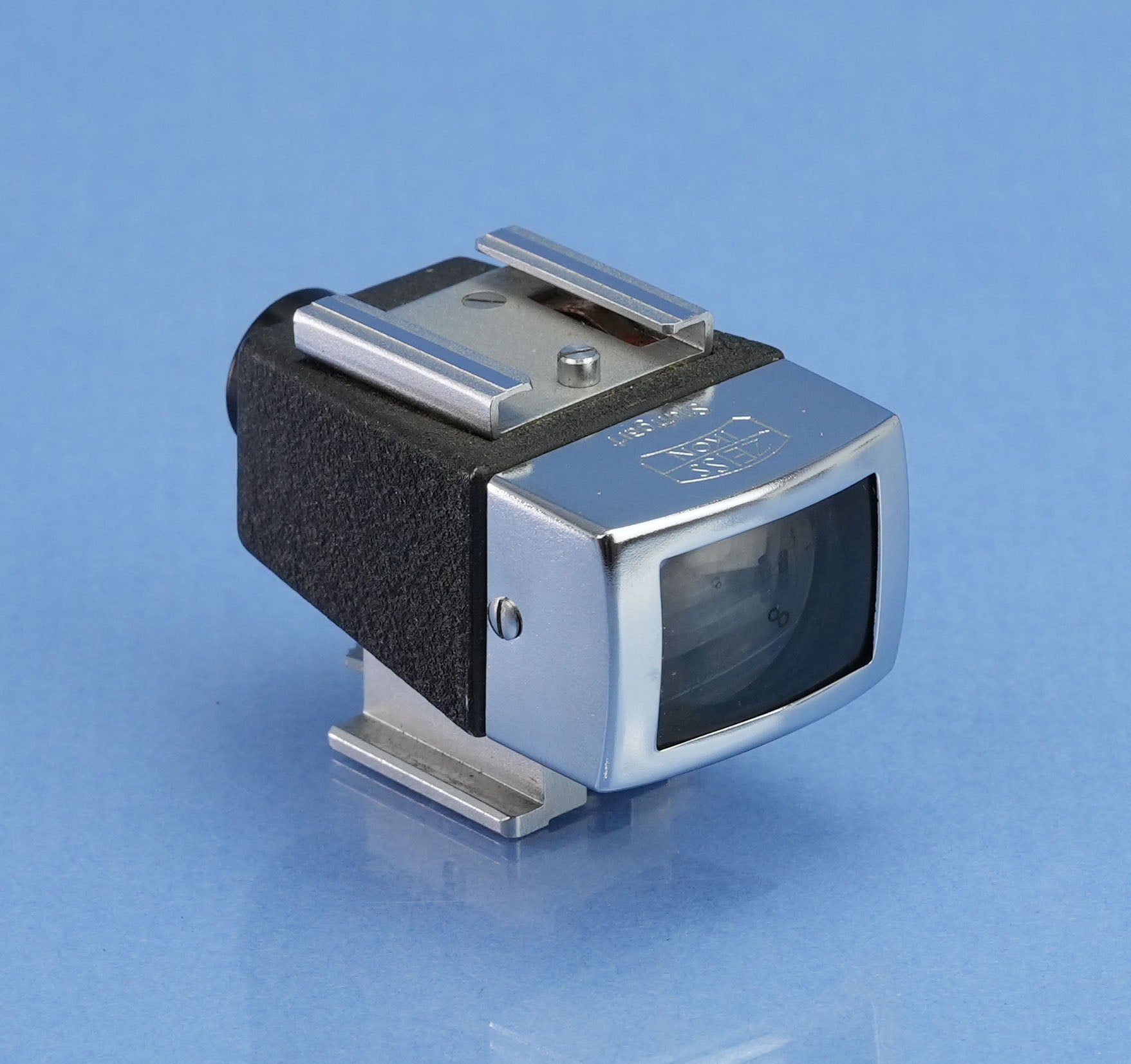 CONTAX CARL ZEISS BIOGON 21MM F4.5 ENTFERNEROBJEKTIV + DECKEL + SUCHER SEHR SCHÖN!