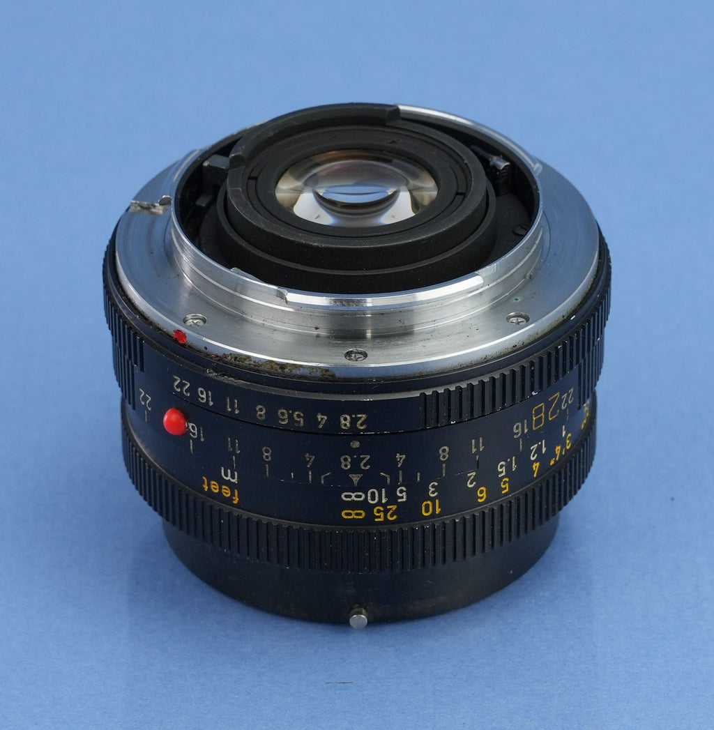 LEICA LEITZ 28MM ELMARIT-R F2.8 3CAM 11204 R LENS +CAP +SHADE +BOX. NICE!