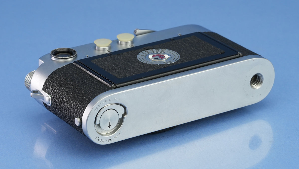 LEICA LEITZ M3 DS CHROME CAMERA BODY 1954 VERY EARLY TRACK SN. # 700716 RARE!