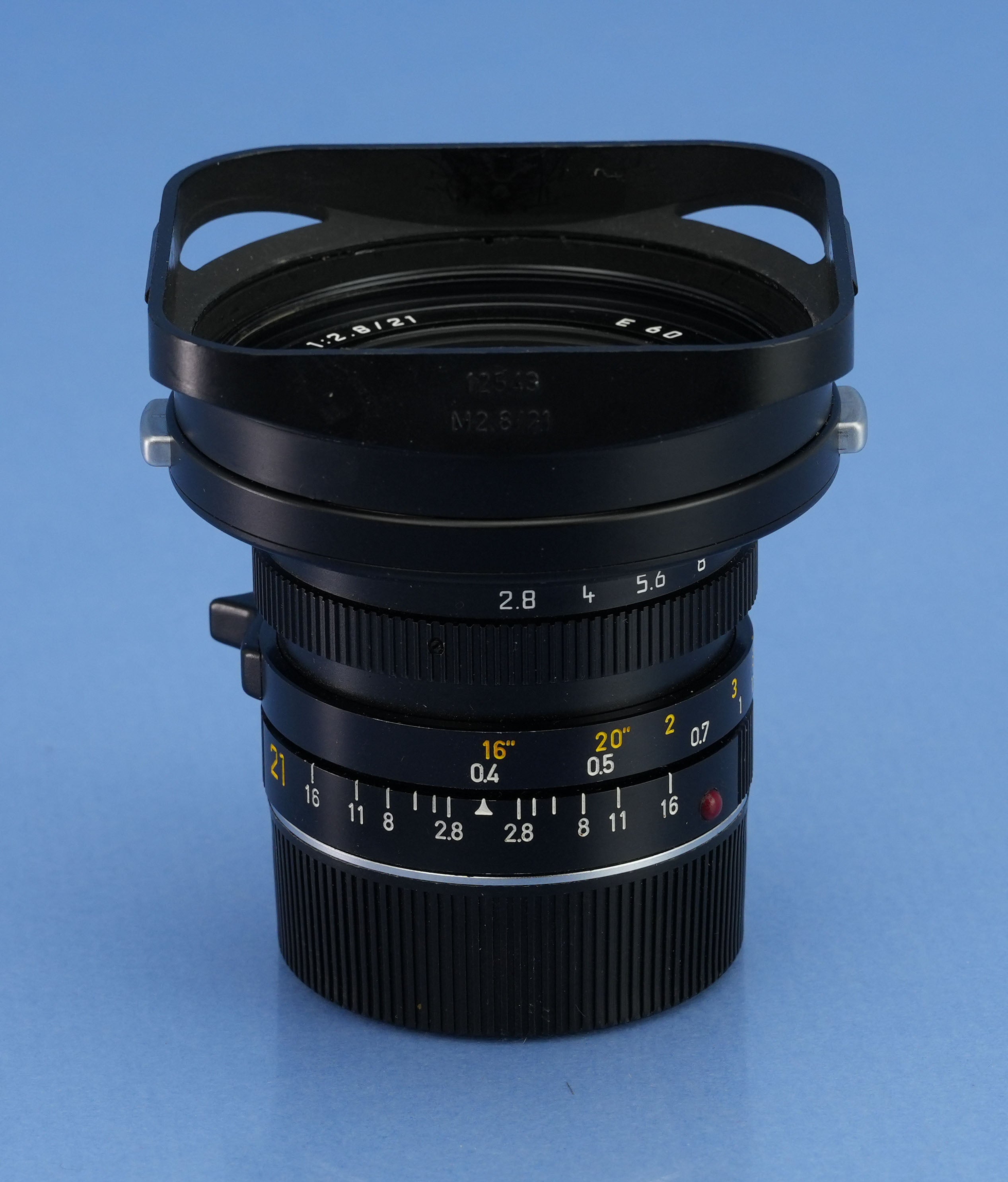 LEICA LEITZ 21MM ELMARIT-M F2.8 CLOSE FOCUS 11134 E60 M LENS +LATE +12543 SHADE