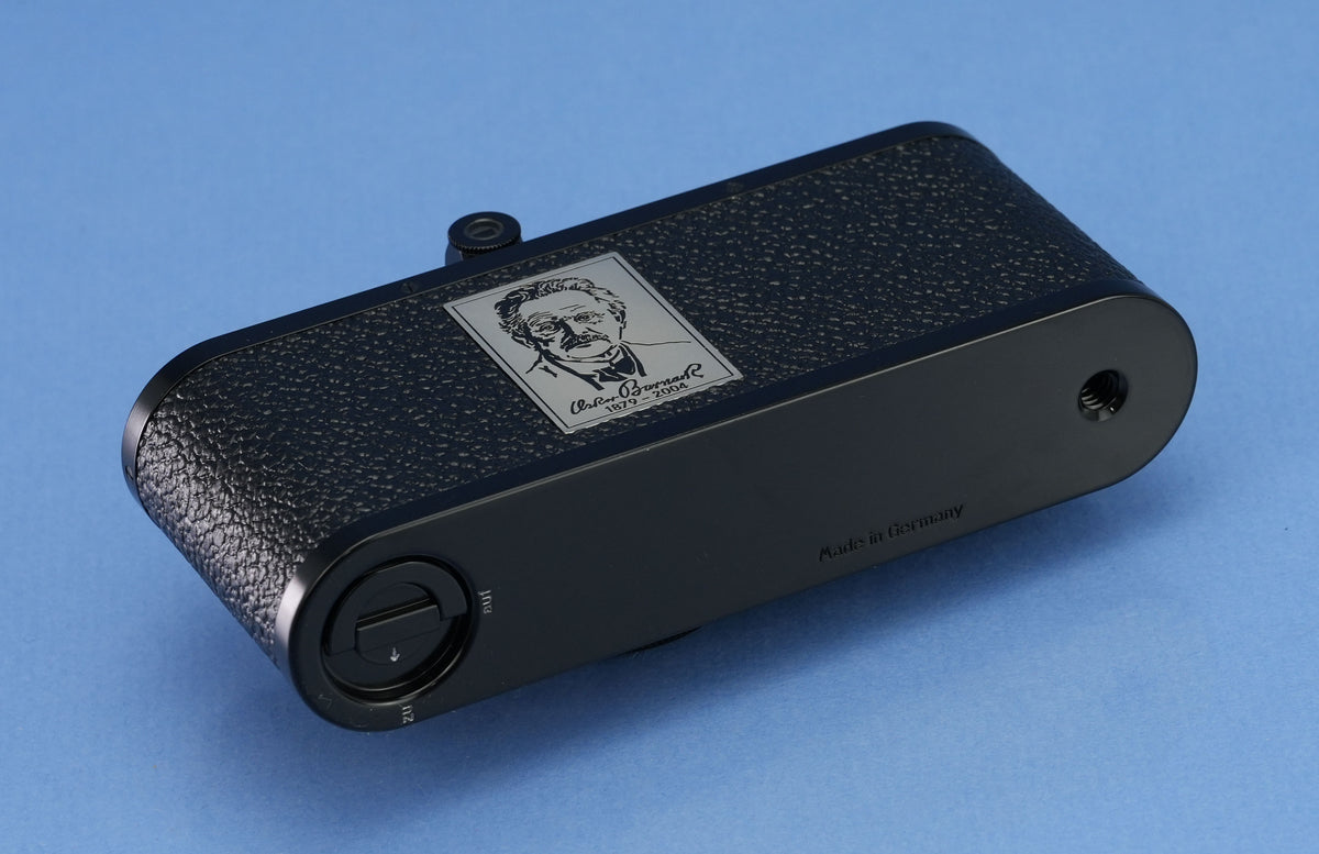 LEICA O 0 SERIES 10555 OSKAR BARNACK 125TH COMMEMORATIVE EDITION CAMERA SET