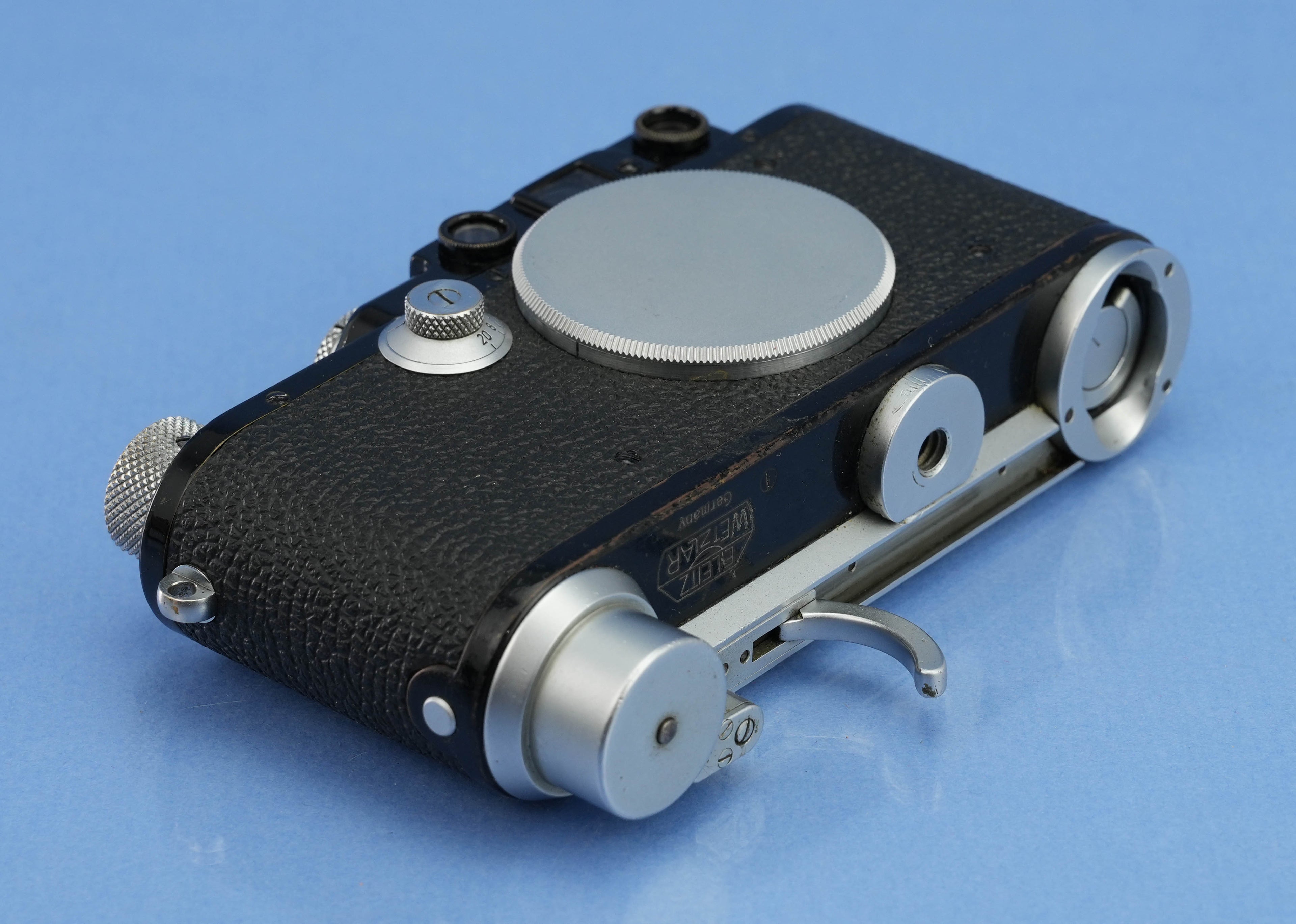 LEICA IA #19888 CONVERTED IIIF BLACK PAINT CAMERA +SCNOO RARE WINDER +CAP RARE!