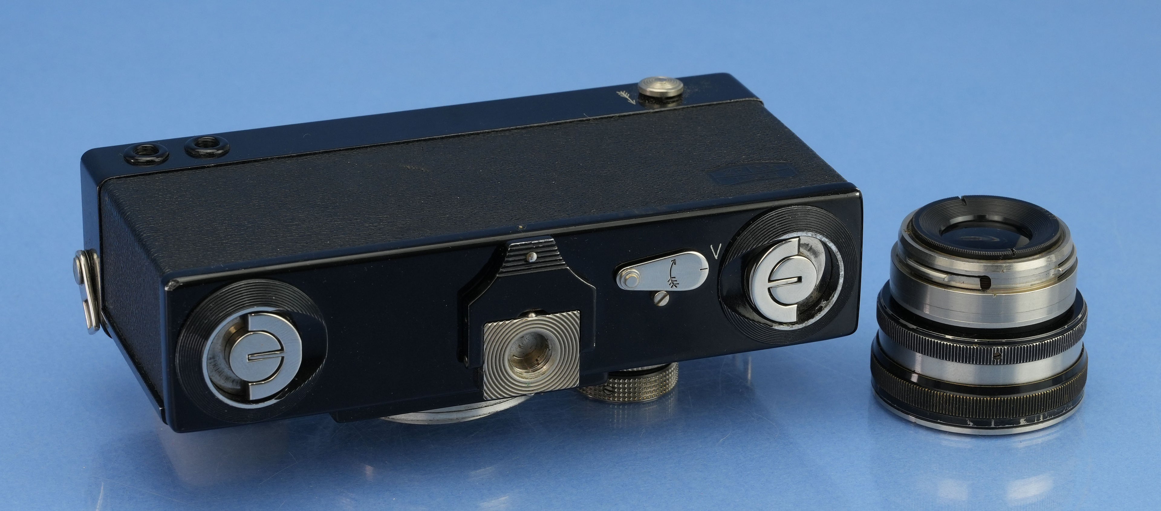 CONTAX IA BLACK PAINT RANGEFINDER CAMERA BODY +CARL ZEISS 50MM F2 SONNAR +CASE