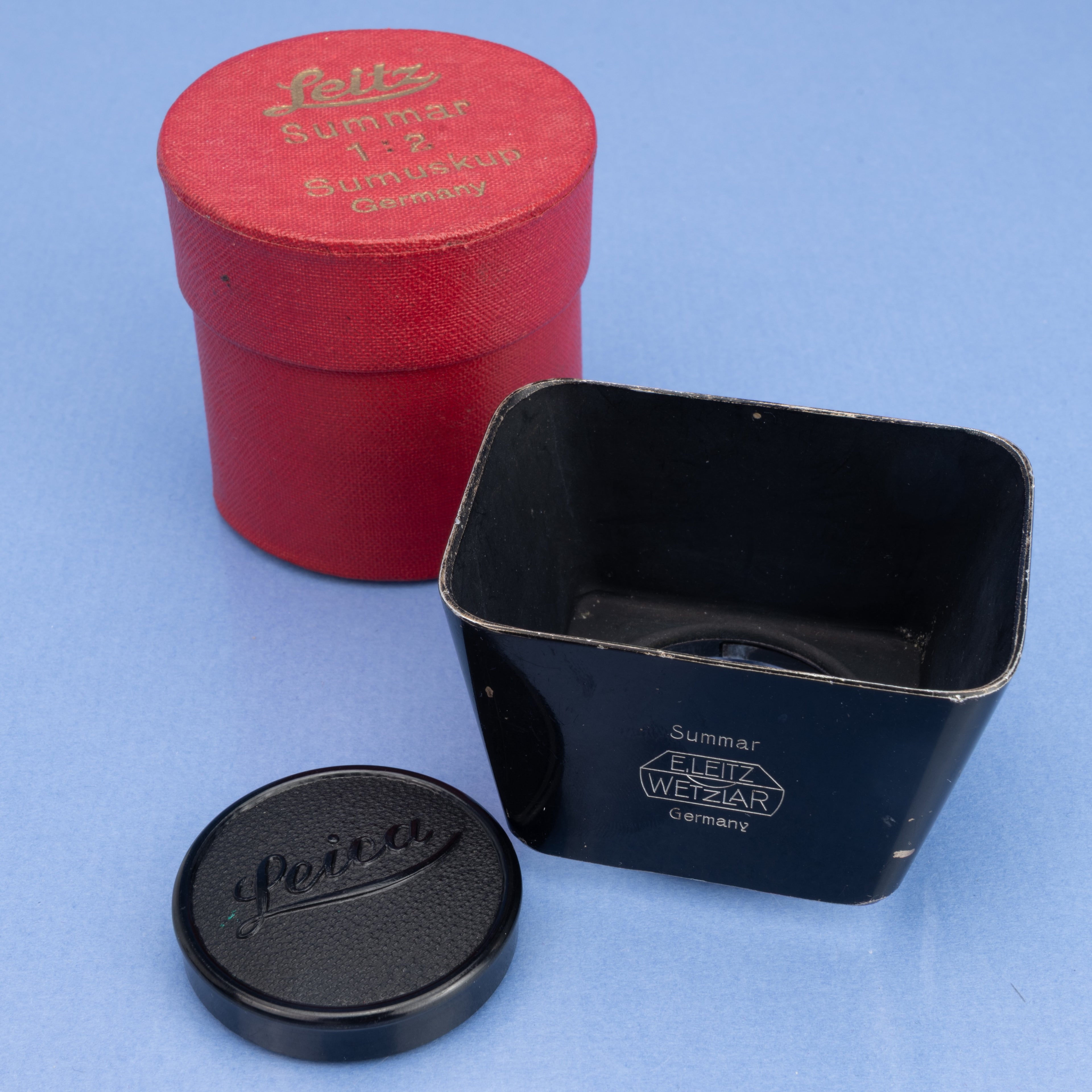 LEICA 50MM SUMMAR F2 PRE-WAR BLACK PAINT RING NICKLE LENS EARLY +BOX +SHADE RARE