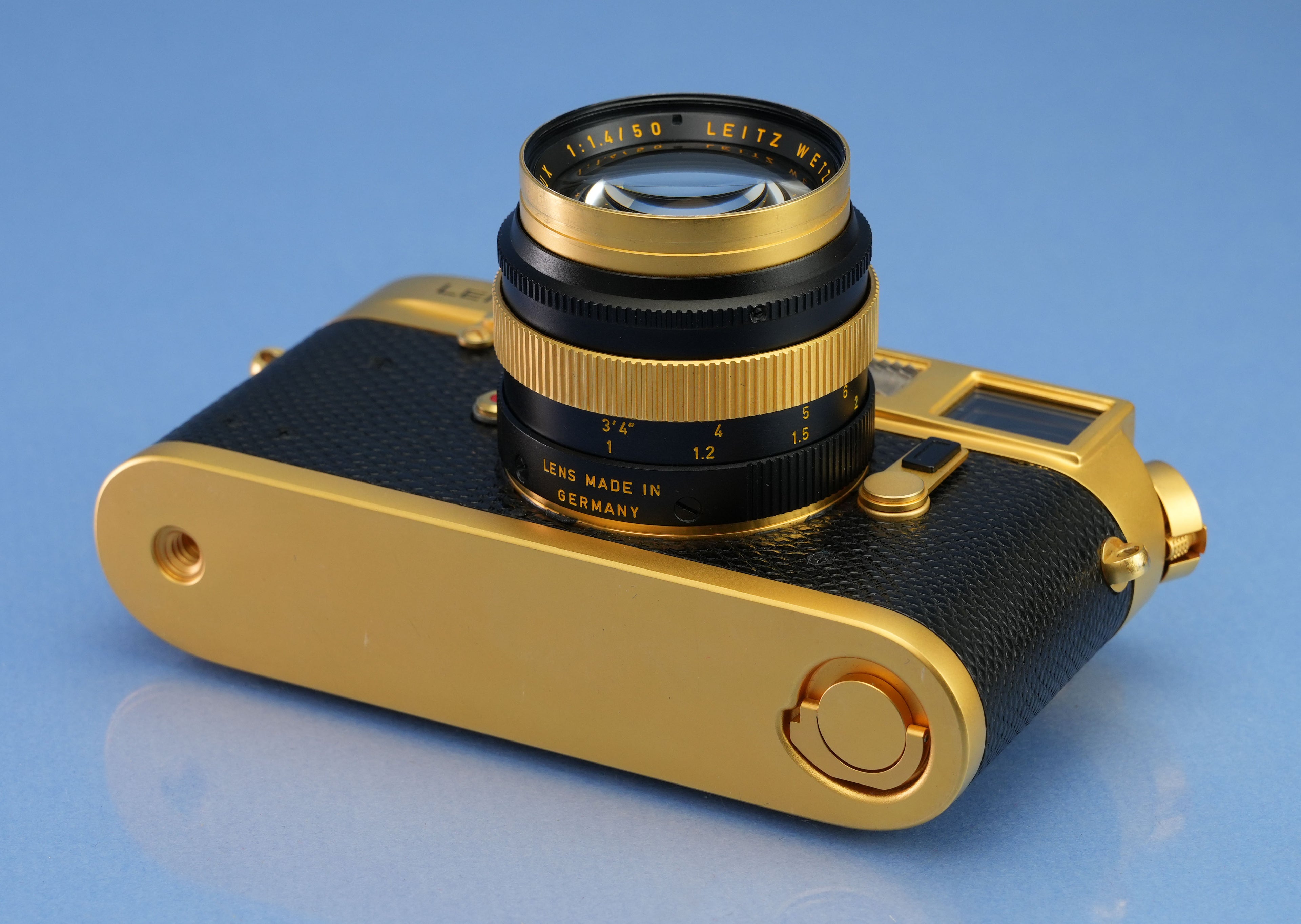 LEICA M4-2 GOLD JAHRE M 10420 CAMERA OUTFIT +50MM 1.4 SUMMILUX LENS +BOX +PAPERS