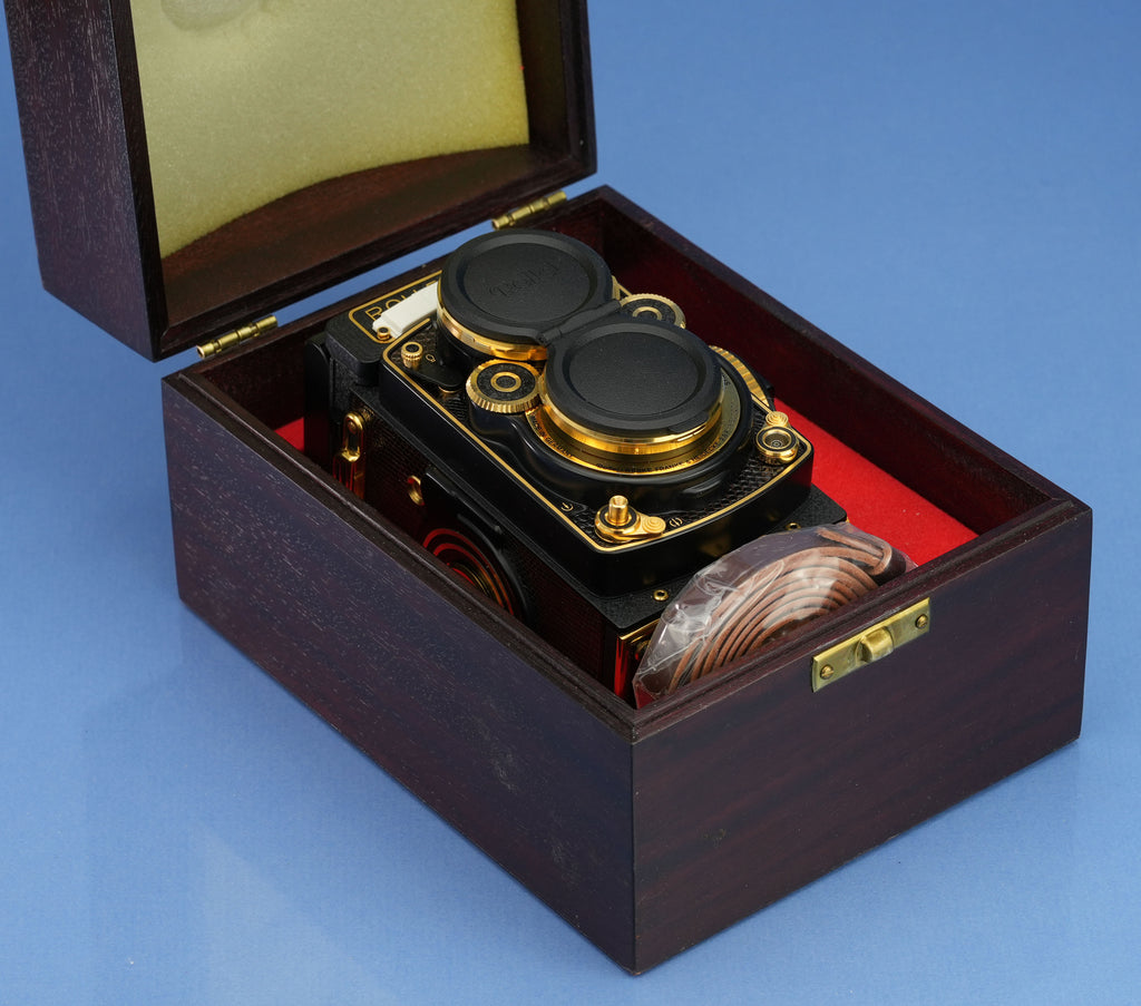 ROLLEI ROLLEIFLEX AURUM 24K GOLD 2.8F 80MM XENOTAR +KAPPE +BOX + ETUI NEUWERTIG